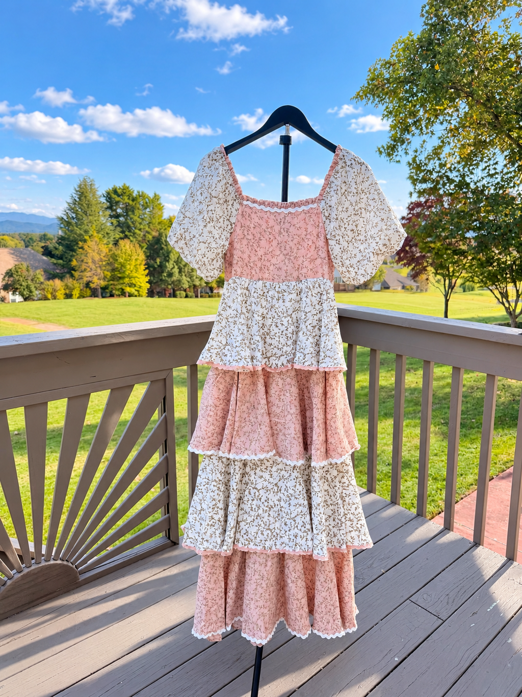 🌸 The Sunday Stroll Tiered Maxi Dress