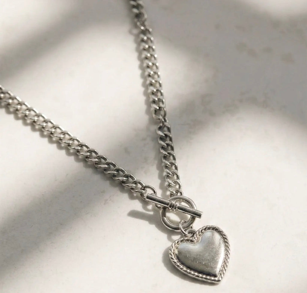 Forever Yours Silver Heart Necklace 🤍