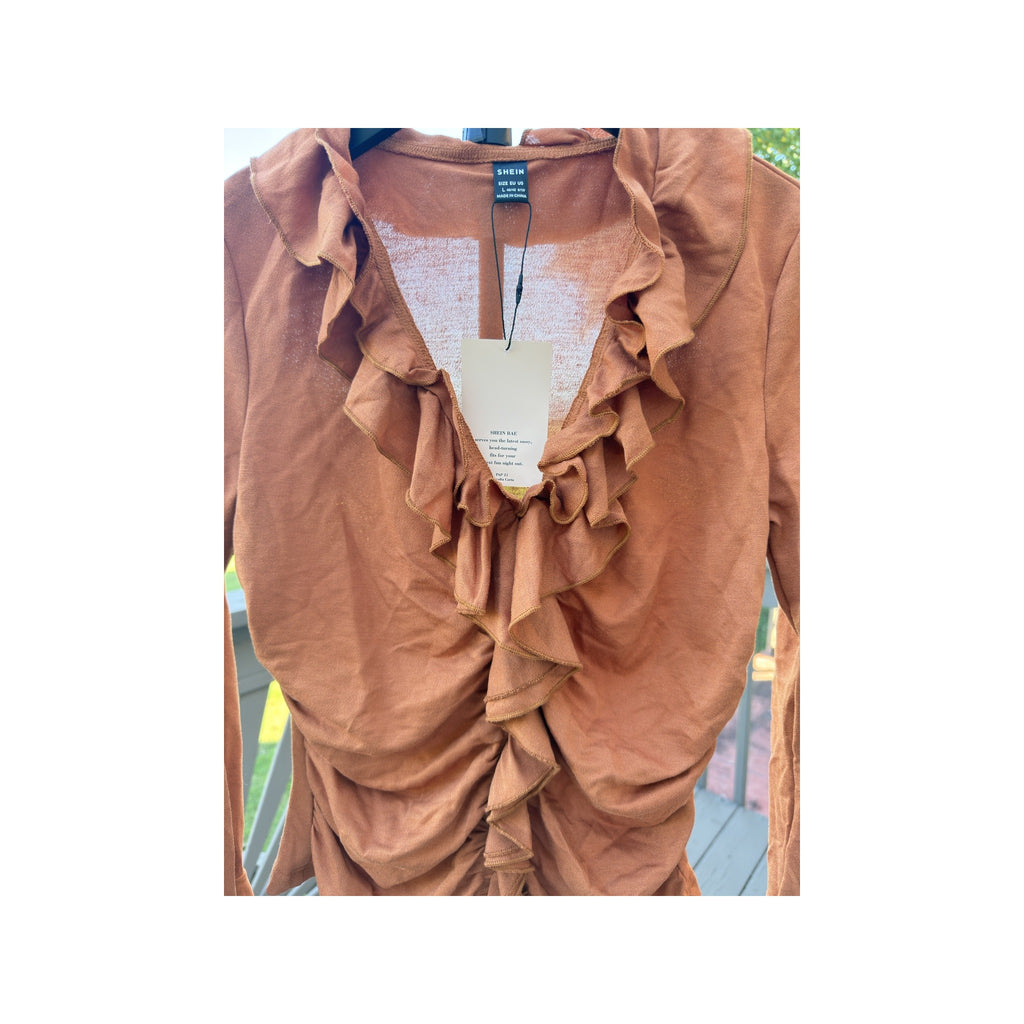 The Pretty Little Things Top
